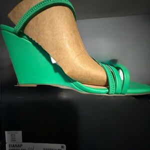 INC International Concepts Bold Green Wedges